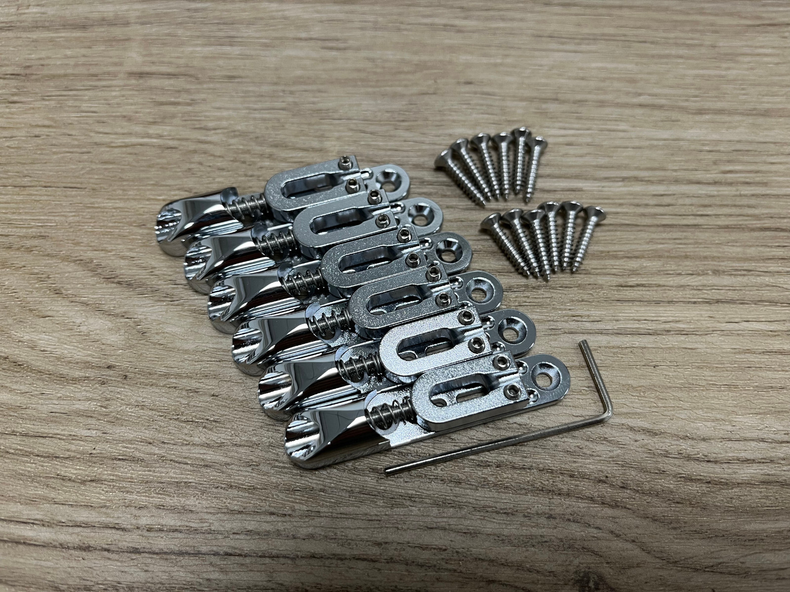 6 pieces Aumsen Solo Single String Guitar Bridge All brass CHROME — view 5