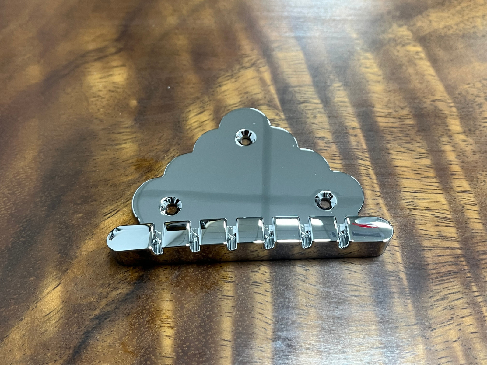 Ibanez Artist style Cloud Tailpiece - Chrome — view 3