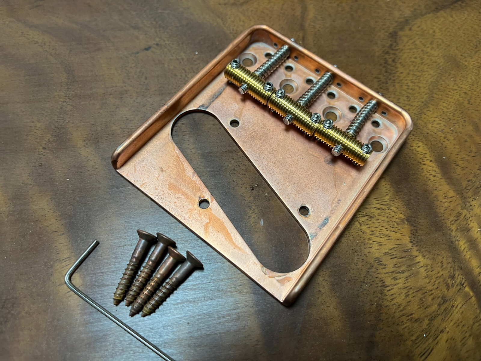 Aluminium Telecaster® Bridge-Tele Knurled Brass Saddle — Aumsen CNC-machined bridges & tailpieces