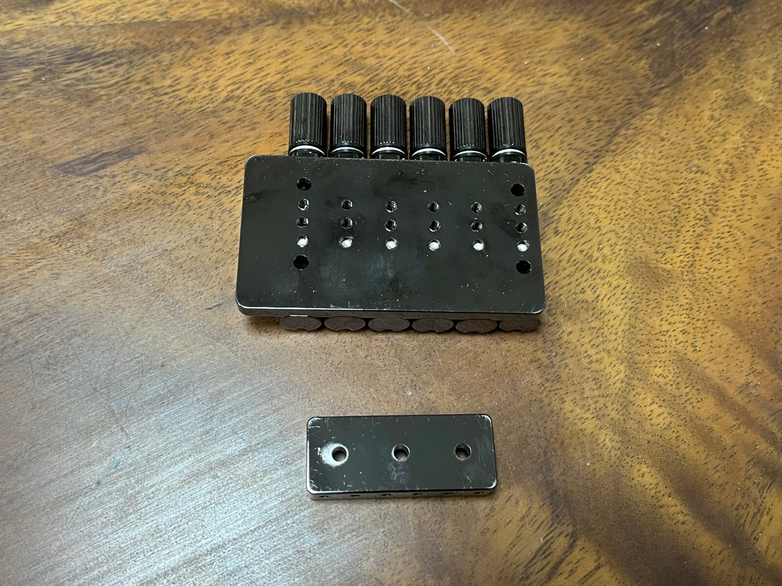 Guitar Parts 6-String Headless Guitar Bridge - Cosmo Black — view 7