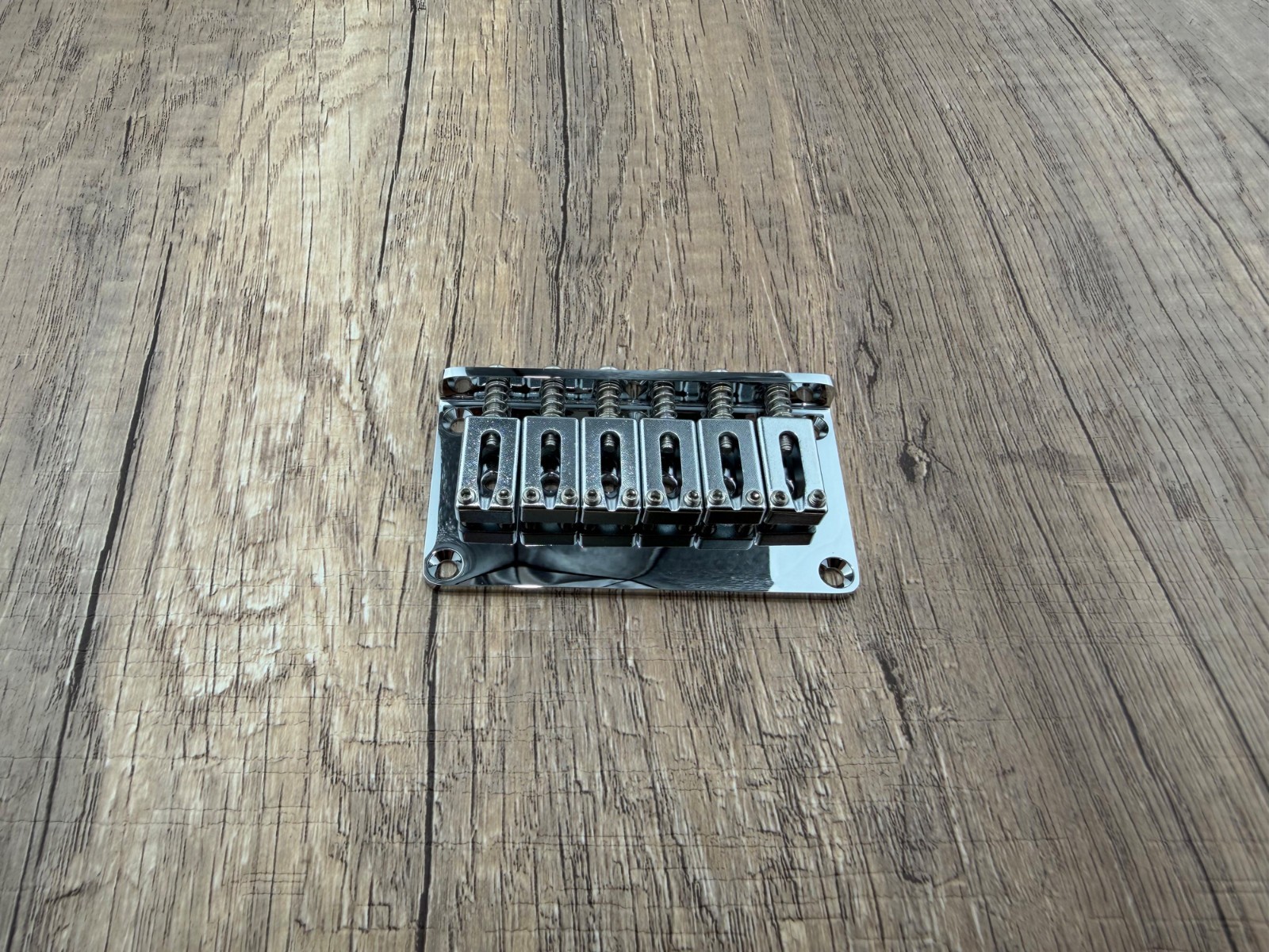AUMSEN Hardtail Bridge for Modern Fender Strat or Telecaster CHROME — view 3