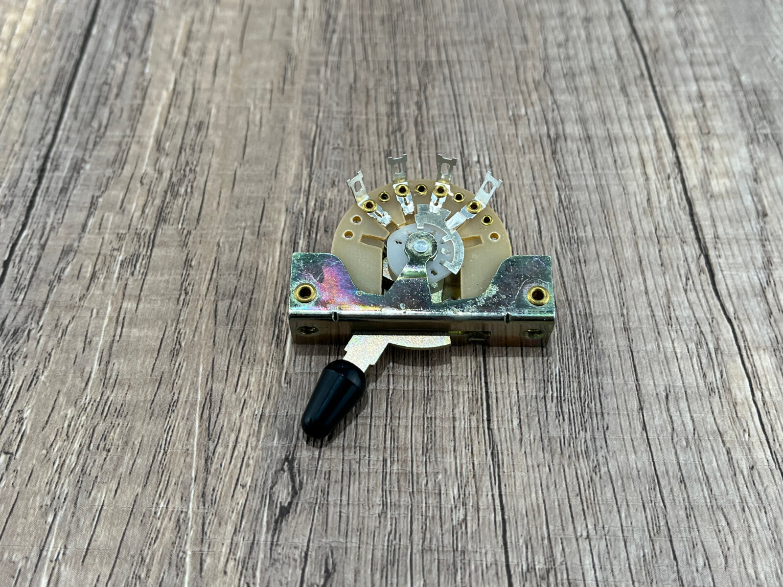 5-Way Blade Switch for Telecaster With Mounting Screws — view 2
