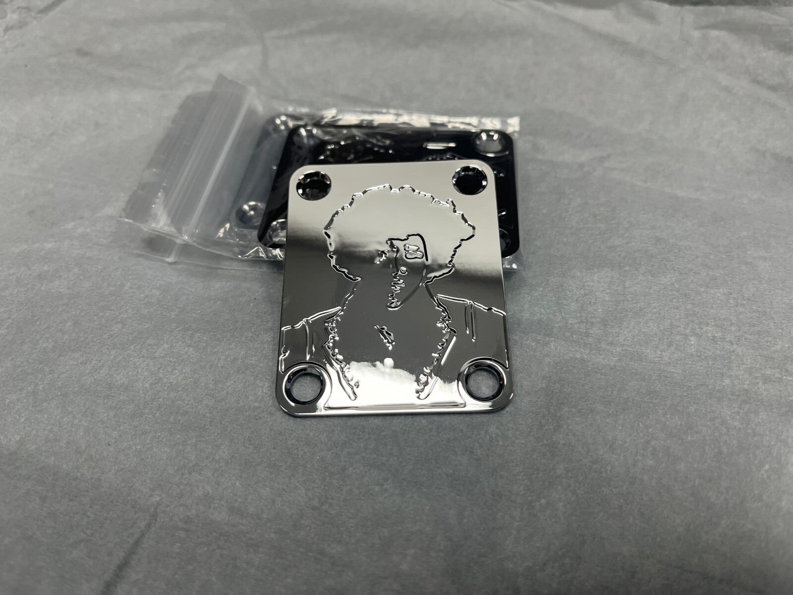aluminium Guitar Neck Plates-Jimi Hendrix-Chrome for fender — view 3
