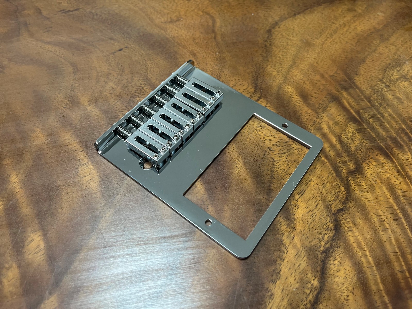 Humbucker 6-Saddle Tele Bridge For Telecaster Chrome — view 3