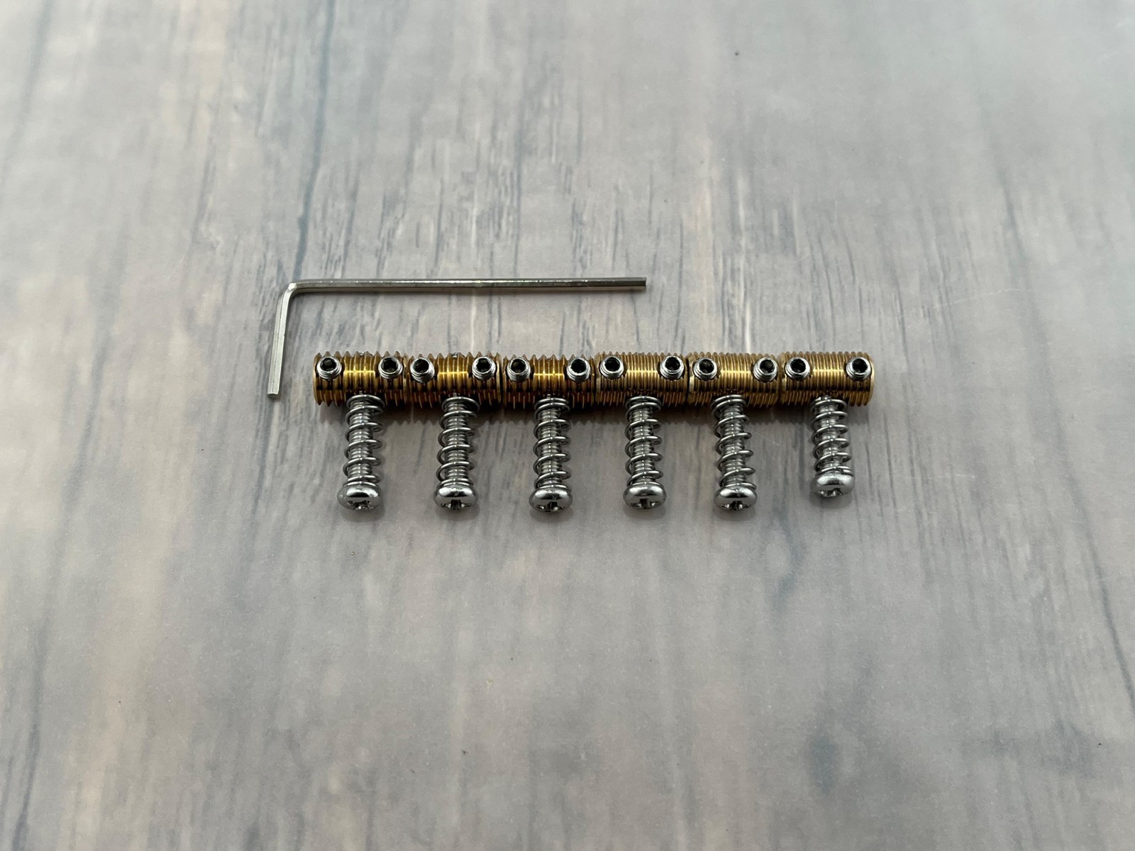 Jazzmaster/Jaguar Bridge Threaded Vintage-Style Brass Saddles — 10.5mm — view 4